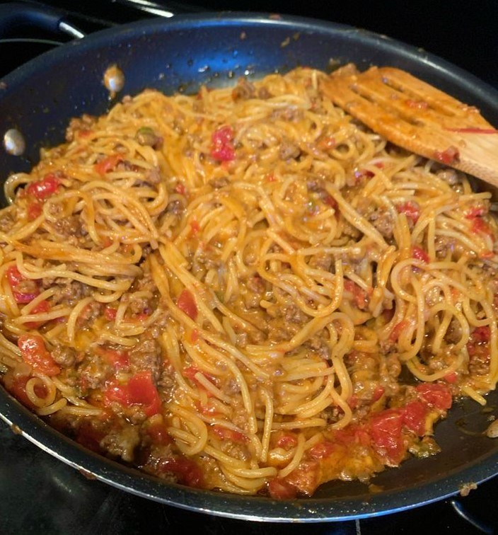Taco Spaghetti To Die For – 99easyrecipes