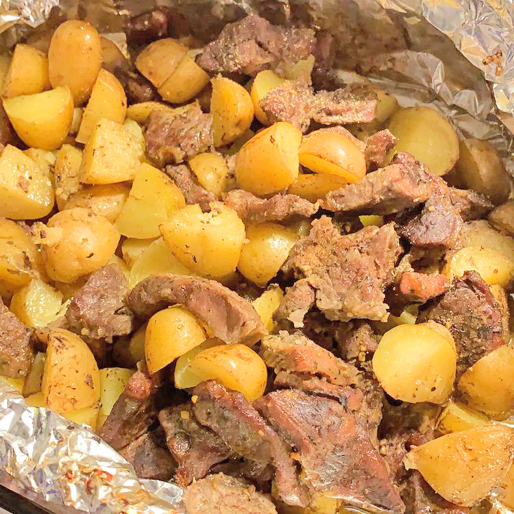 Garlic Steak And Potato Foil Packs 99easyrecipes