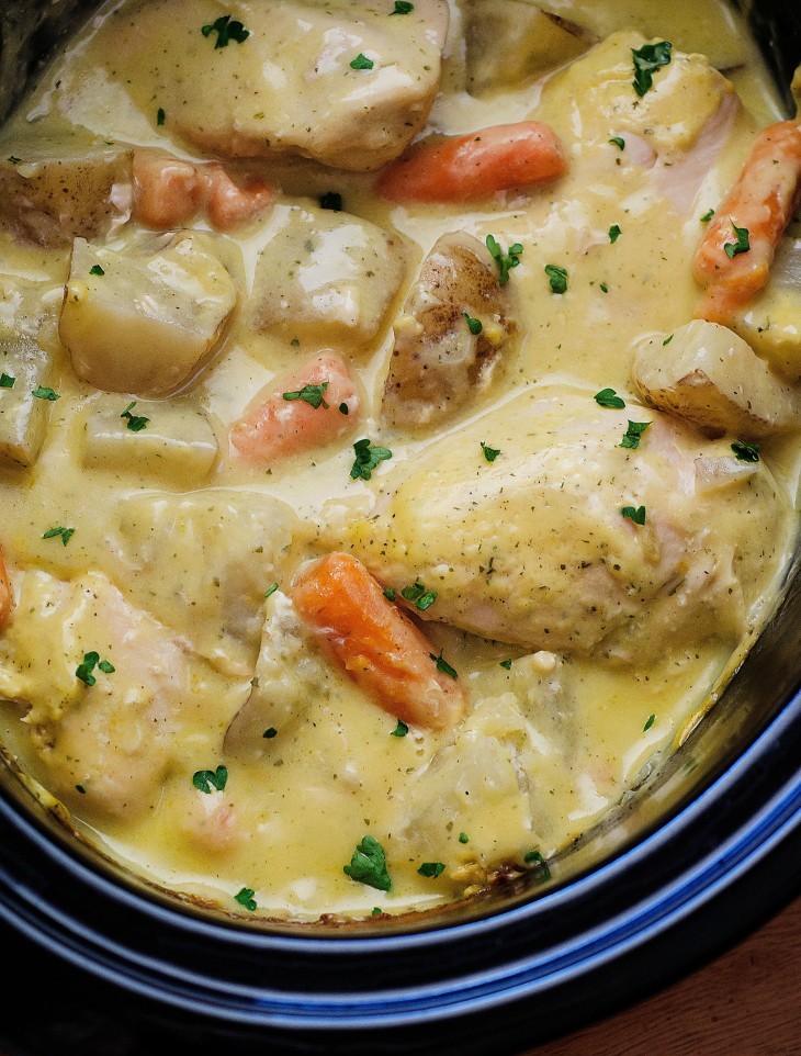 Slow Cooker Creamy Ranch Chicken 99easyrecipes