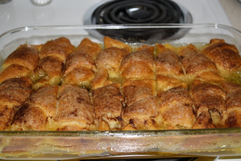 Pioneer Womans Apple Dumplings 99easyrecipes