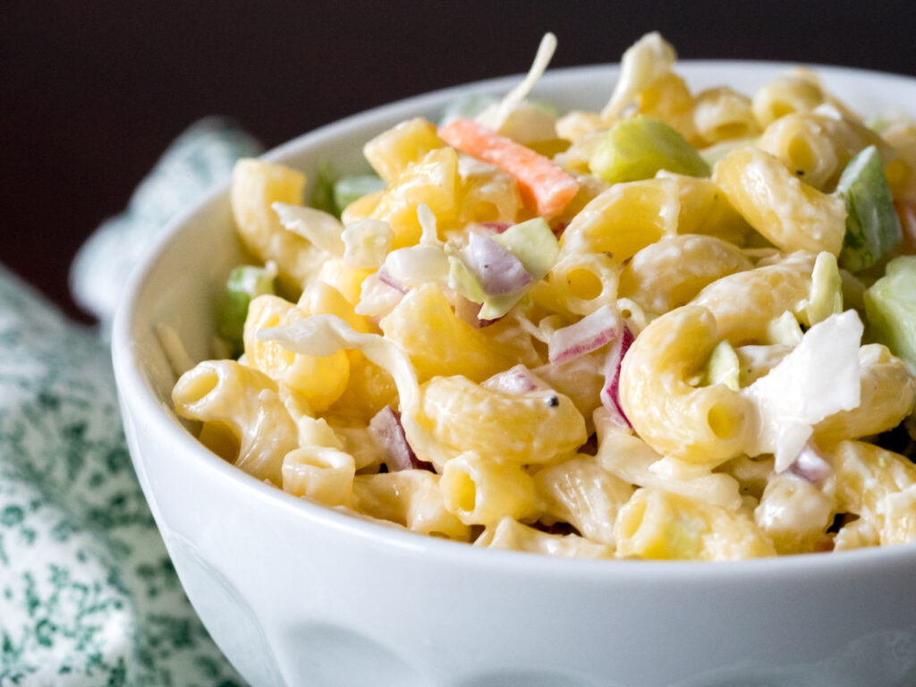 Creamy Macaroni Coleslaw Salad 99easyrecipes