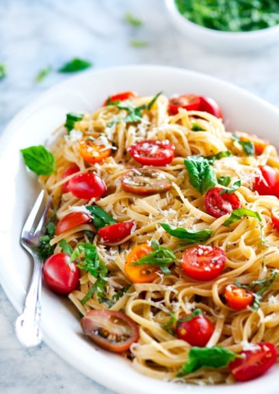 Fresh Grape Tomato Linguini in just TEN MINUTES! – 99easyrecipes