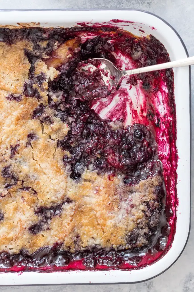 BLUEBERRY DUMP CAKE – 99easyrecipes