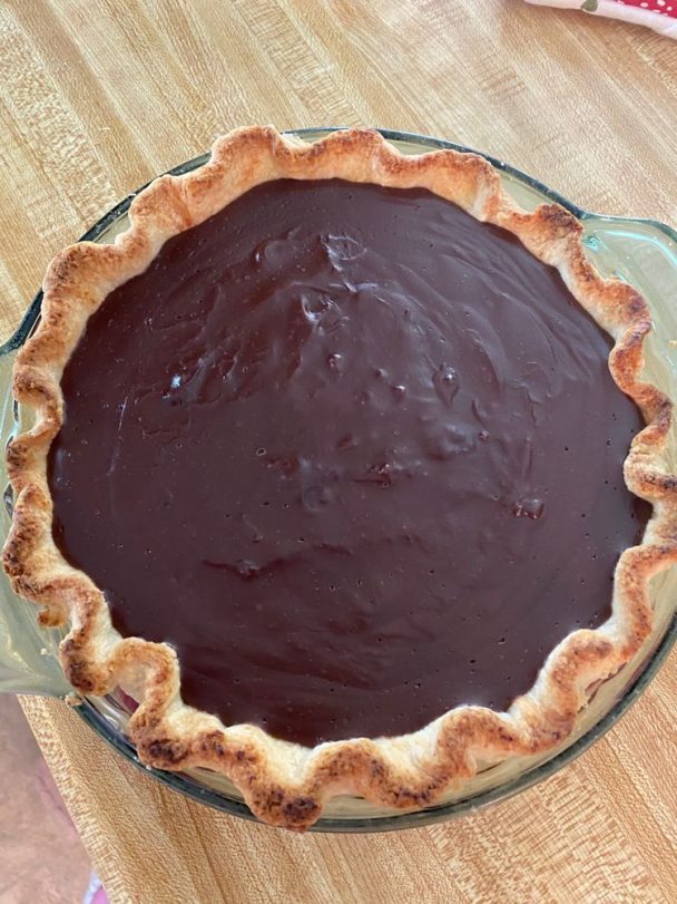 Grandma’s Chocolate Pie – 99easyrecipes
