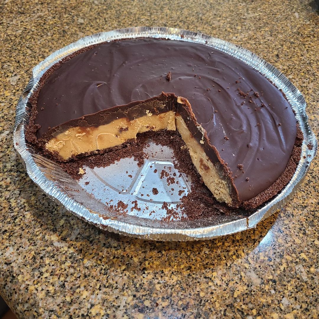 Chocolate Peanut Butter Pie – 99easyrecipes