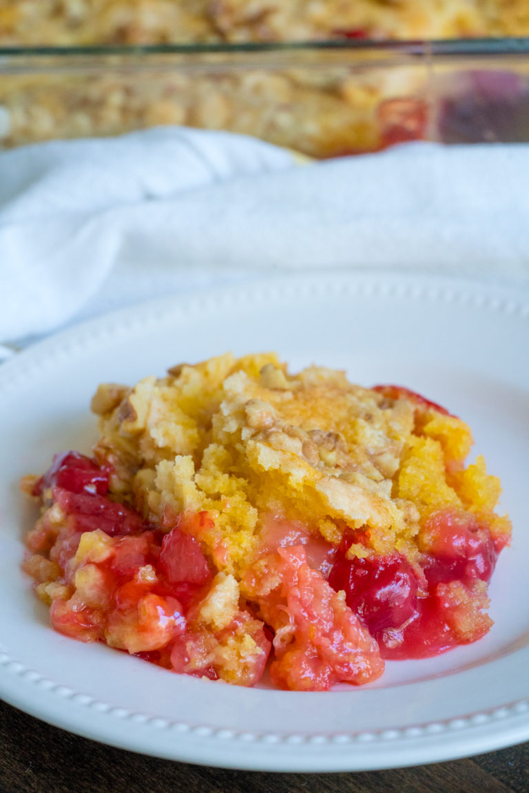 Cherry Pineapple Dump Cake – 99easyrecipes