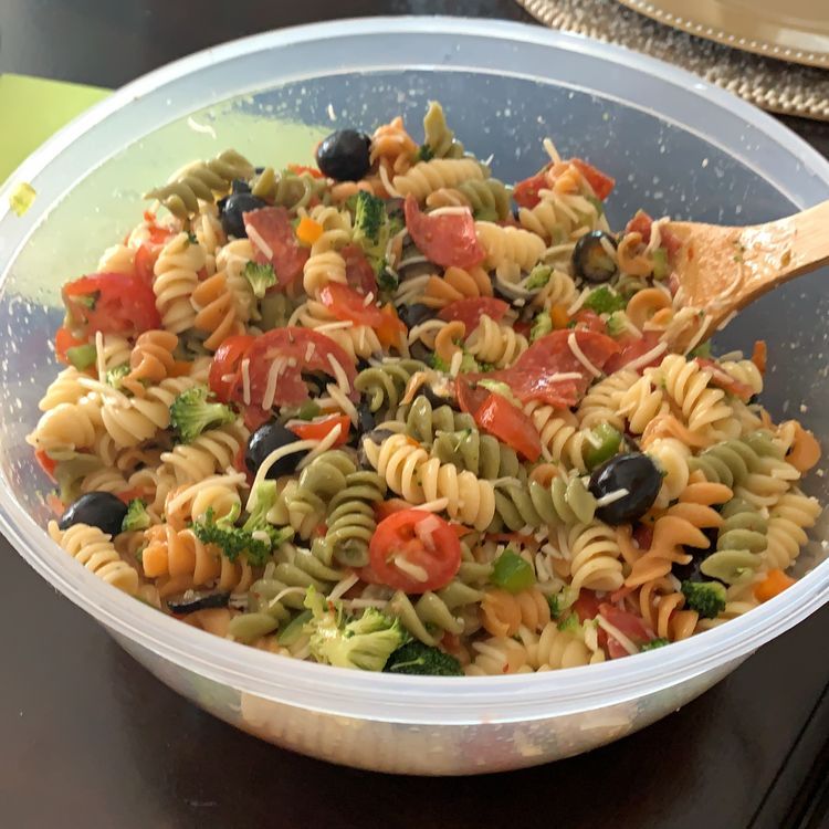 The BEST Pasta Salad 99easyrecipes