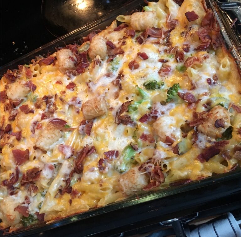 BROCCOLI MAC AND CHEESE WITH BACONTATER TOT TOPPING 99easyrecipes