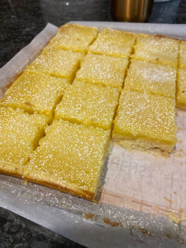 The Pioneer Woman S Lemon Bars 99easyrecipes   The Pioneer Woman’s Lemon Bars 608x811 