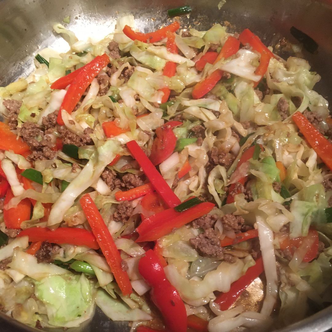 Black Pepper Beef and Cabbage Stir Fry 99easyrecipes
