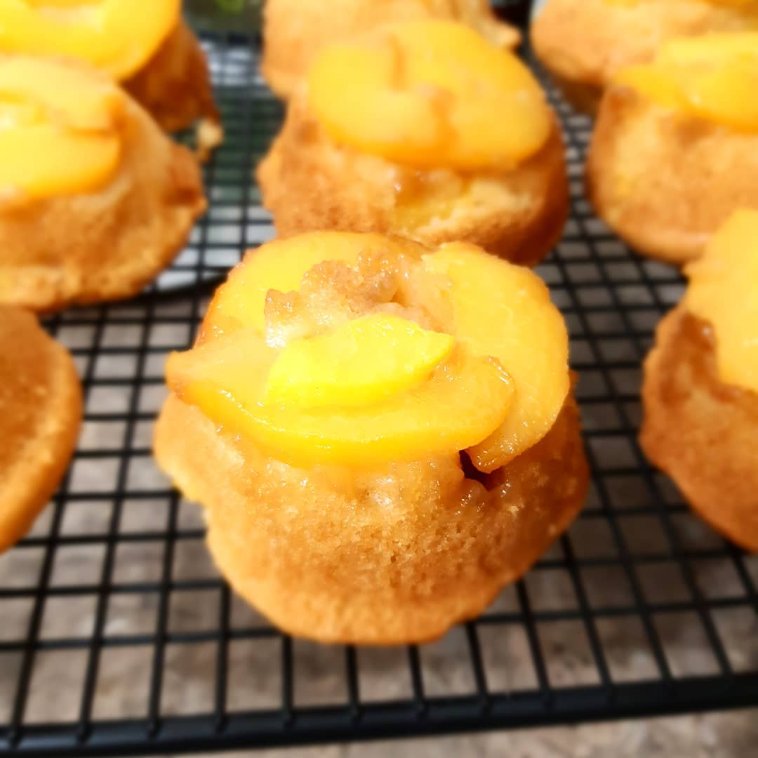 Mini Peach Upside Down Cakes – 99easyrecipes