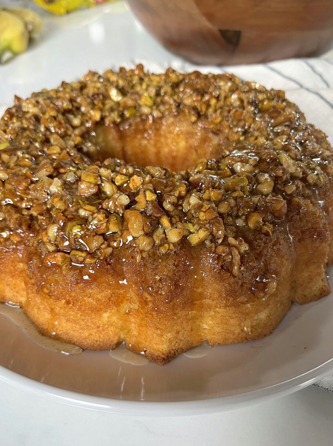 Baklava Bundt Cake – 99easyrecipes